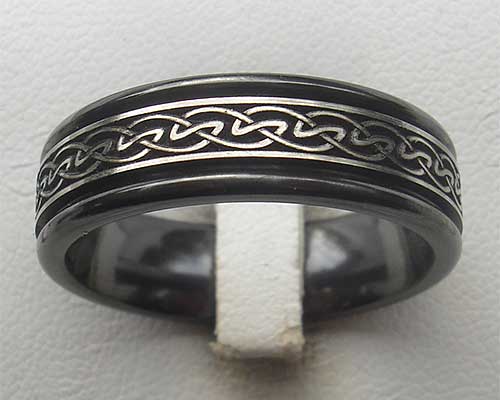 Mens designer Celtic ring